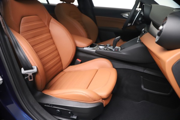 New 2020 Alfa Romeo Giulia Ti Sport Q4 for sale $52,840 at Alfa Romeo of Westport in Westport CT 06880 24