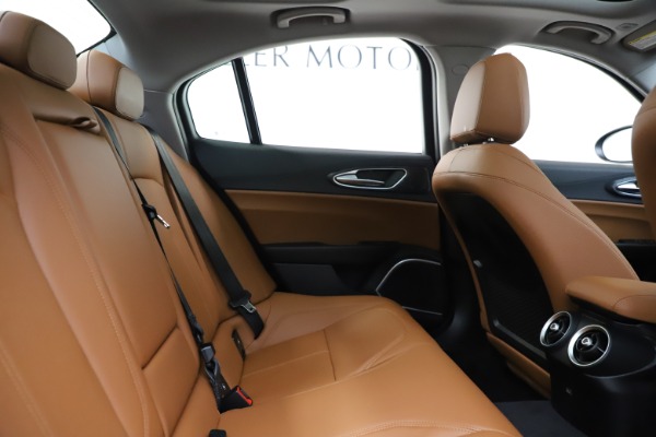 New 2020 Alfa Romeo Giulia Q4 for sale $46,940 at Alfa Romeo of Westport in Westport CT 06880 27