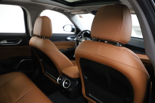 New 2020 Alfa Romeo Giulia Q4 for sale $46,940 at Alfa Romeo of Westport in Westport CT 06880 28