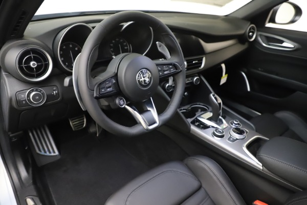 New 2020 Alfa Romeo Giulia Ti Sport Q4 for sale $51,590 at Alfa Romeo of Westport in Westport CT 06880 13