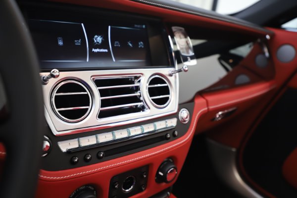New 2020 Rolls-Royce Dawn for sale $393,050 at Alfa Romeo of Westport in Westport CT 06880 28