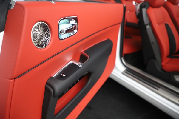 New 2020 Rolls-Royce Dawn for sale $404,675 at Alfa Romeo of Westport in Westport CT 06880 26