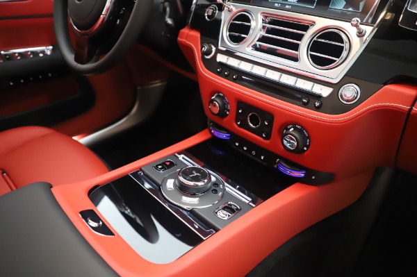 New 2020 Rolls-Royce Dawn for sale $404,675 at Alfa Romeo of Westport in Westport CT 06880 27