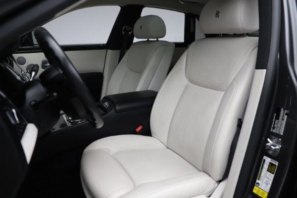 Used 2016 Rolls-Royce Ghost for sale $175,900 at Alfa Romeo of Westport in Westport CT 06880 13
