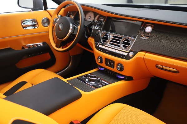 New 2020 Rolls-Royce Dawn Black Badge for sale $482,125 at Alfa Romeo of Westport in Westport CT 06880 24