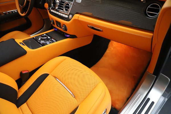 New 2020 Rolls-Royce Dawn Black Badge for sale $482,125 at Alfa Romeo of Westport in Westport CT 06880 26
