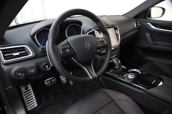 New 2020 Maserati Ghibli S Q4 GranSport for sale $70,331 at Alfa Romeo of Westport in Westport CT 06880 13