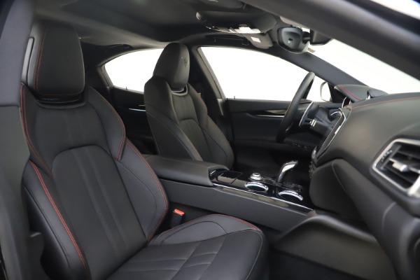 New 2020 Maserati Ghibli S Q4 GranSport for sale $70,331 at Alfa Romeo of Westport in Westport CT 06880 21