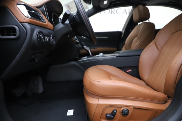 New 2019 Maserati Ghibli S Q4 GranLusso for sale Sold at Alfa Romeo of Westport in Westport CT 06880 14