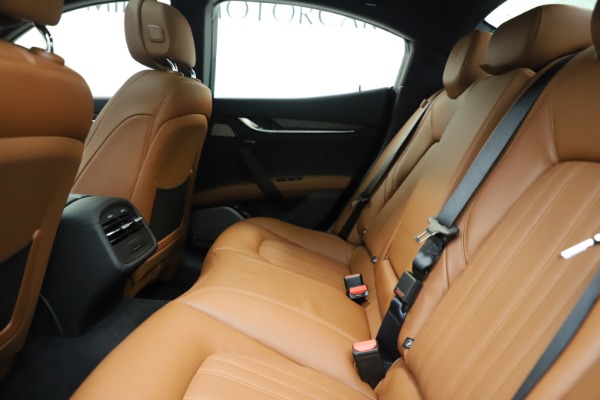 New 2019 Maserati Ghibli S Q4 GranLusso for sale Sold at Alfa Romeo of Westport in Westport CT 06880 19
