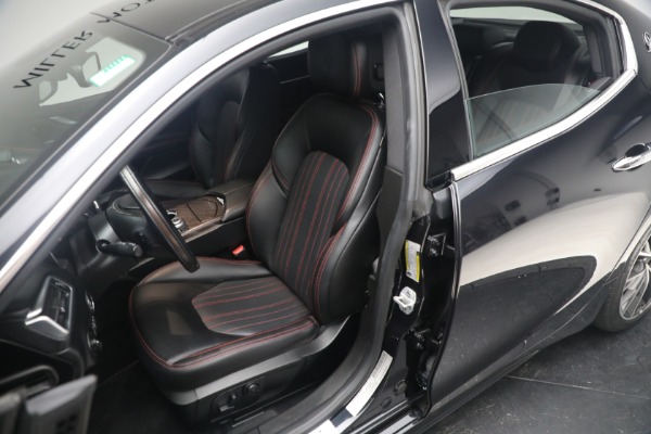 Used 2019 Maserati Ghibli S Q4 GranLusso for sale $41,900 at Alfa Romeo of Westport in Westport CT 06880 21