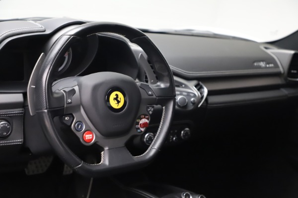 Used 2013 Ferrari 458 Italia for sale $186,900 at Alfa Romeo of Westport in Westport CT 06880 16