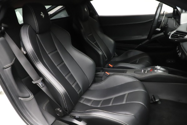 Used 2013 Ferrari 458 Italia for sale $186,900 at Alfa Romeo of Westport in Westport CT 06880 19