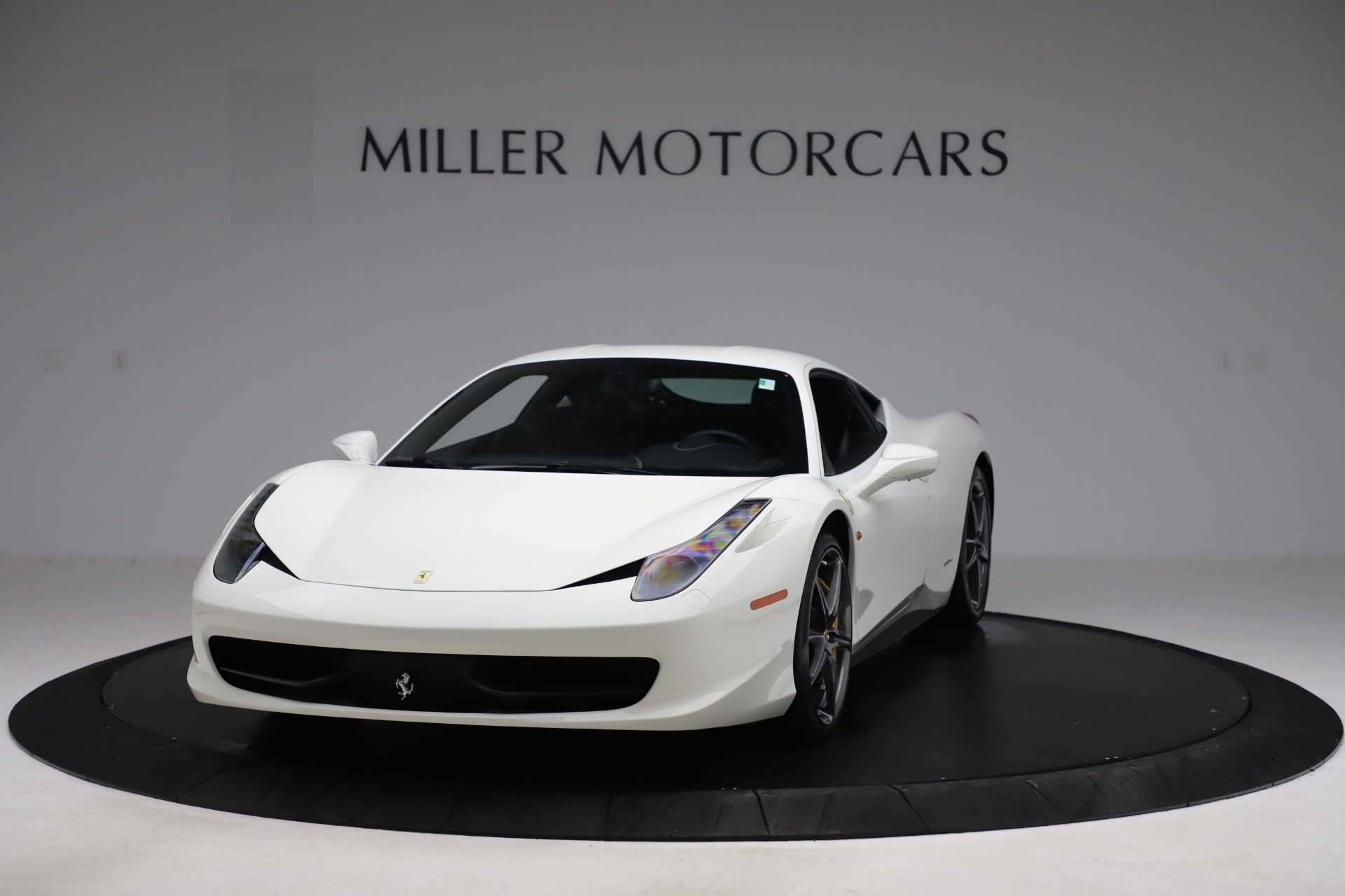 Used 2013 Ferrari 458 Italia for sale $186,900 at Alfa Romeo of Westport in Westport CT 06880 1