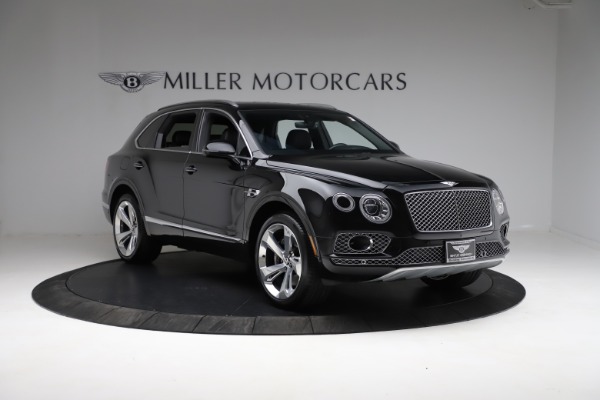 Used 2017 Bentley Bentayga W12 for sale $139,900 at Alfa Romeo of Westport in Westport CT 06880 11