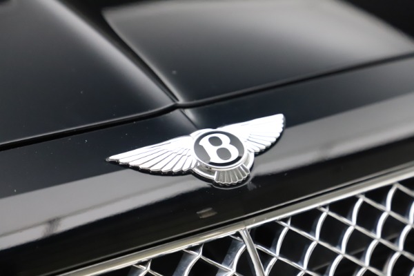 Used 2017 Bentley Bentayga W12 for sale $139,900 at Alfa Romeo of Westport in Westport CT 06880 14
