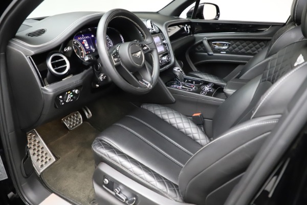 Used 2017 Bentley Bentayga W12 for sale $139,900 at Alfa Romeo of Westport in Westport CT 06880 17