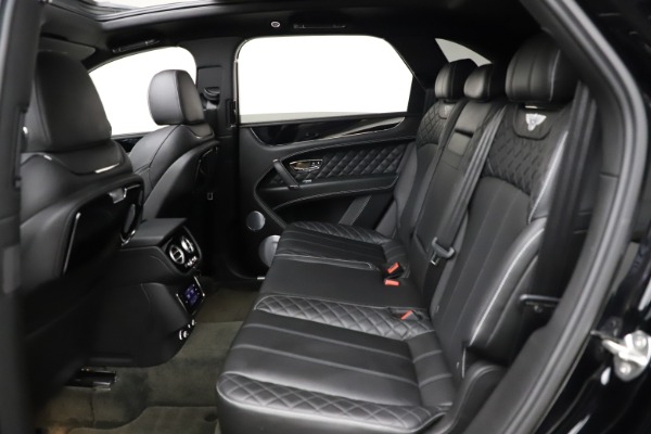 Used 2017 Bentley Bentayga W12 for sale $139,900 at Alfa Romeo of Westport in Westport CT 06880 22