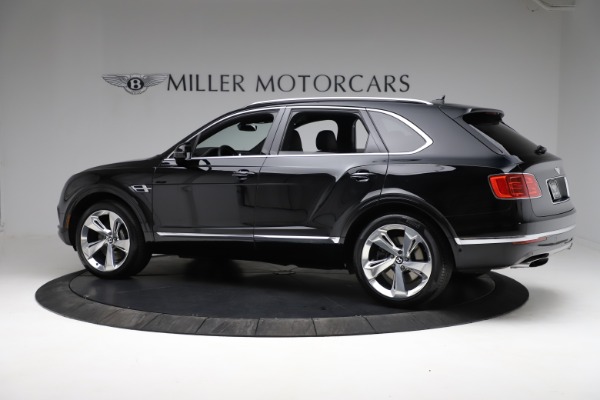 Used 2017 Bentley Bentayga W12 for sale $139,900 at Alfa Romeo of Westport in Westport CT 06880 4