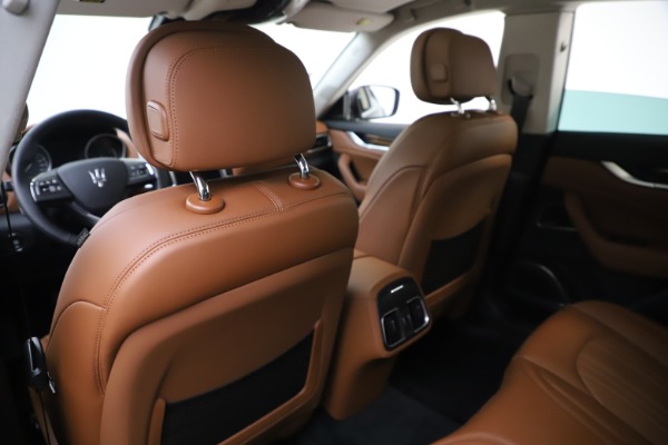 New 2020 Maserati Levante Q4 GranLusso for sale $87,335 at Alfa Romeo of Westport in Westport CT 06880 20