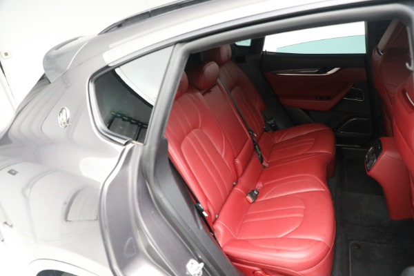 Used 2020 Maserati Levante Q4 GranSport for sale $57,900 at Alfa Romeo of Westport in Westport CT 06880 25
