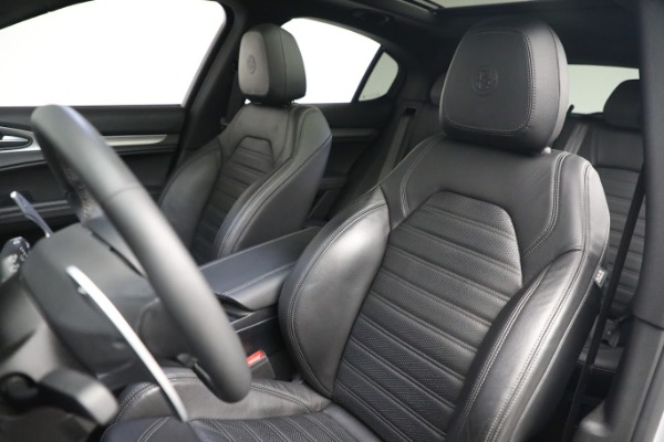 Used 2019 Alfa Romeo Stelvio Ti Sport Q4 for sale $41,900 at Alfa Romeo of Westport in Westport CT 06880 15
