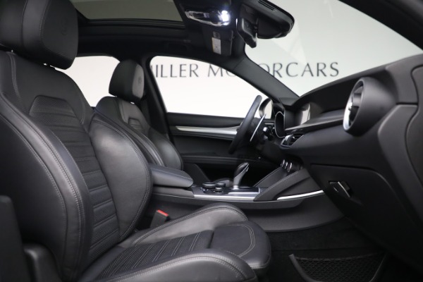 Used 2019 Alfa Romeo Stelvio Ti Sport Q4 for sale $41,900 at Alfa Romeo of Westport in Westport CT 06880 19