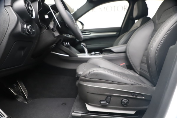 New 2019 Alfa Romeo Stelvio Ti Sport Q4 for sale $52,140 at Alfa Romeo of Westport in Westport CT 06880 14