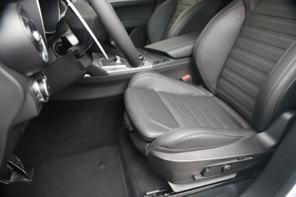 New 2019 Alfa Romeo Stelvio Ti Sport Q4 for sale $52,140 at Alfa Romeo of Westport in Westport CT 06880 15
