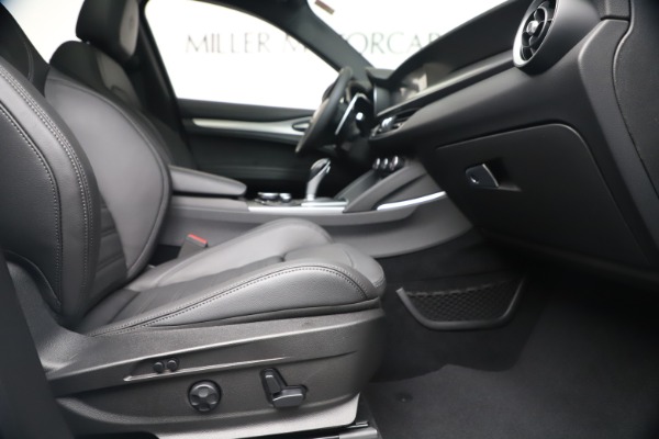 New 2019 Alfa Romeo Stelvio Ti Sport Q4 for sale $52,140 at Alfa Romeo of Westport in Westport CT 06880 23