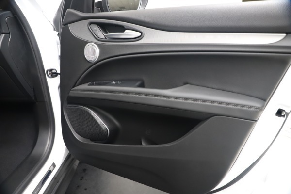 New 2019 Alfa Romeo Stelvio Ti Sport Q4 for sale $52,140 at Alfa Romeo of Westport in Westport CT 06880 25