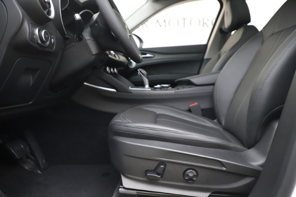 New 2019 Alfa Romeo Stelvio Ti Q4 for sale $51,490 at Alfa Romeo of Westport in Westport CT 06880 14