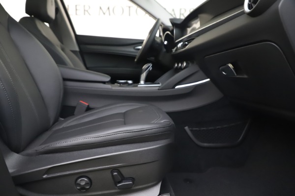 New 2019 Alfa Romeo Stelvio Ti Q4 for sale $51,490 at Alfa Romeo of Westport in Westport CT 06880 23