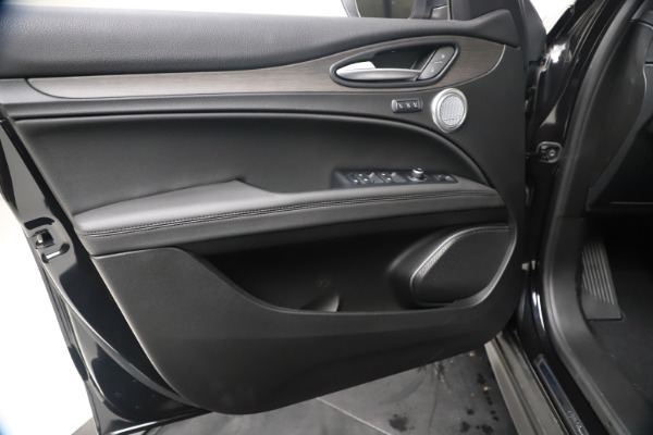 New 2019 Alfa Romeo Stelvio Ti Q4 for sale $51,840 at Alfa Romeo of Westport in Westport CT 06880 17