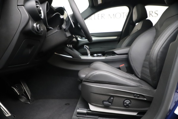 New 2019 Alfa Romeo Stelvio Ti Sport Q4 for sale $53,990 at Alfa Romeo of Westport in Westport CT 06880 14