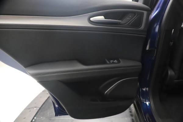 New 2019 Alfa Romeo Stelvio Ti Sport Q4 for sale $53,990 at Alfa Romeo of Westport in Westport CT 06880 21