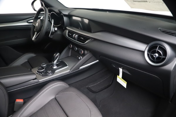 New 2019 Alfa Romeo Stelvio Ti Sport Q4 for sale $53,990 at Alfa Romeo of Westport in Westport CT 06880 22