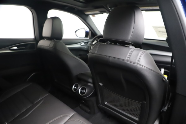 New 2019 Alfa Romeo Stelvio Ti Sport Q4 for sale $53,990 at Alfa Romeo of Westport in Westport CT 06880 28