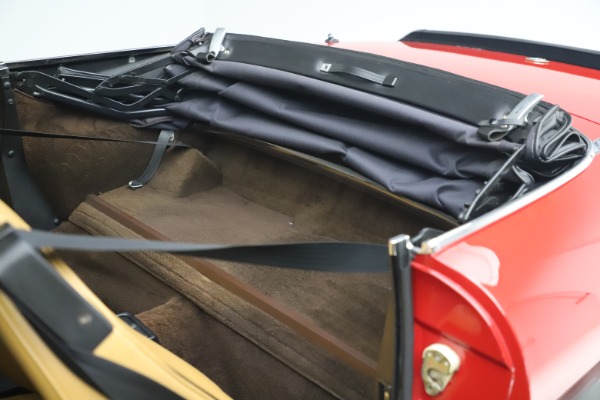 Used 1987 Alfa Romeo Spider Graduate for sale Sold at Alfa Romeo of Westport in Westport CT 06880 26