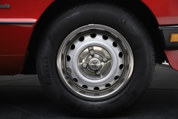 Used 1987 Alfa Romeo Spider Graduate for sale Sold at Alfa Romeo of Westport in Westport CT 06880 28