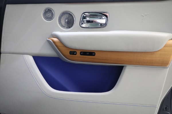 Used 2019 Rolls-Royce Cullinan for sale $299,900 at Alfa Romeo of Westport in Westport CT 06880 18