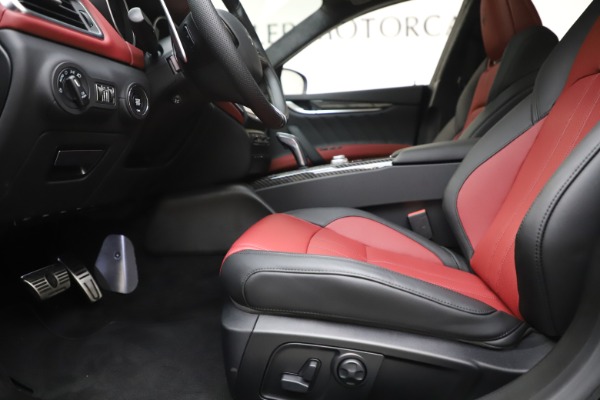 New 2020 Maserati Ghibli S Q4 GranSport for sale $94,785 at Alfa Romeo of Westport in Westport CT 06880 14