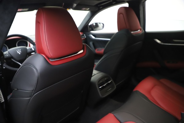 New 2020 Maserati Ghibli S Q4 GranSport for sale $94,785 at Alfa Romeo of Westport in Westport CT 06880 20