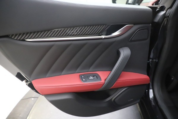 New 2020 Maserati Ghibli S Q4 GranSport for sale $94,785 at Alfa Romeo of Westport in Westport CT 06880 21