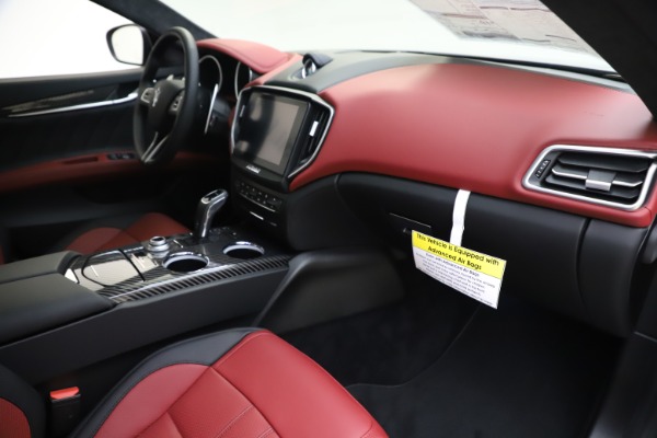 New 2020 Maserati Ghibli S Q4 GranSport for sale $94,785 at Alfa Romeo of Westport in Westport CT 06880 22