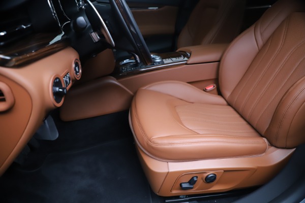 New 2020 Maserati Quattroporte S Q4 GranLusso for sale $117,935 at Alfa Romeo of Westport in Westport CT 06880 15