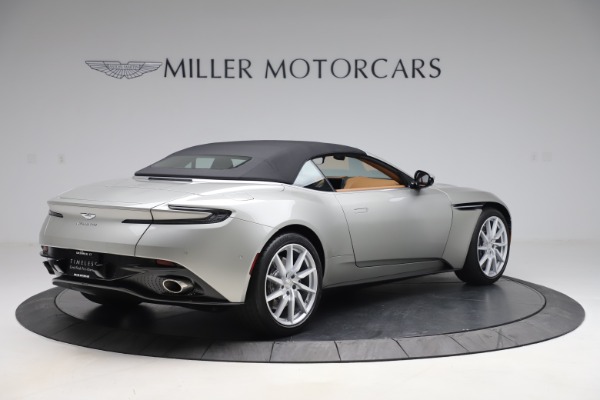 Used 2020 Aston Martin DB11 Volante Convertible for sale $239,900 at Alfa Romeo of Westport in Westport CT 06880 27