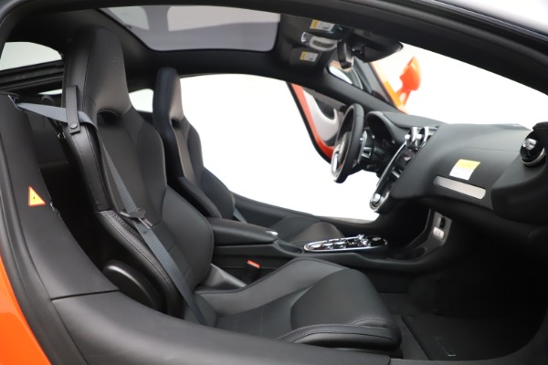 New 2020 McLaren GT Coupe for sale $246,975 at Alfa Romeo of Westport in Westport CT 06880 20