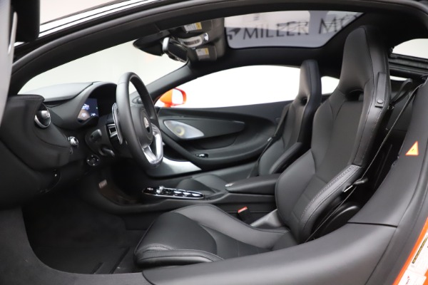 New 2020 McLaren GT Coupe for sale $246,975 at Alfa Romeo of Westport in Westport CT 06880 22