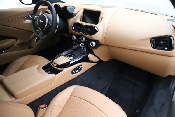 New 2020 Aston Martin Vantage Coupe for sale $174,731 at Alfa Romeo of Westport in Westport CT 06880 18
